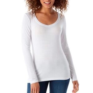 143 Long Sleeve Fitted V Neck Tee Shirt